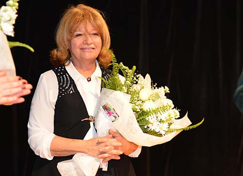  İDİL BİRET,  TAD'DA İZMİRLİLERLE BULUŞTU