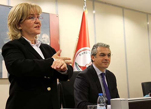 Belediye personeline işaret dili kursu