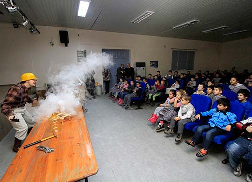 Konak'ta hem öğrendiler hem eğlendiler