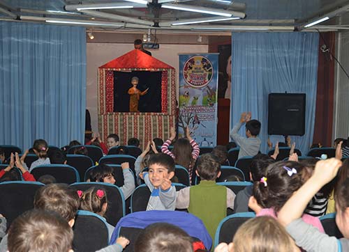 Başkan Tosun'dan miniklere karne sürprizi