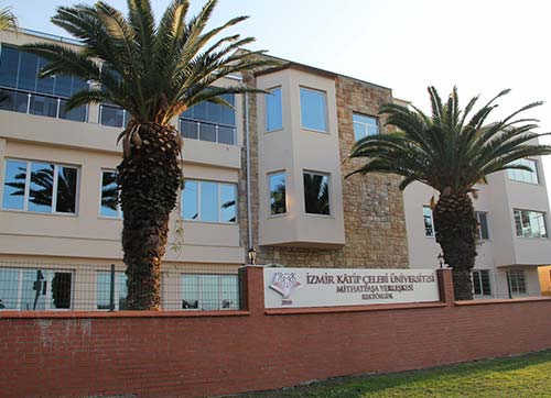 İKÇÜ Mithatpaşa Yerleşkesi hizmete açıldı