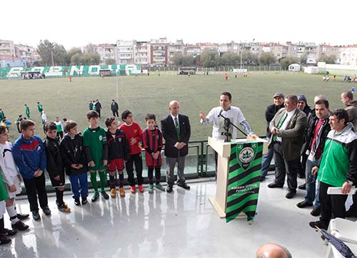 Bornova'da şenlik gibi turnuva