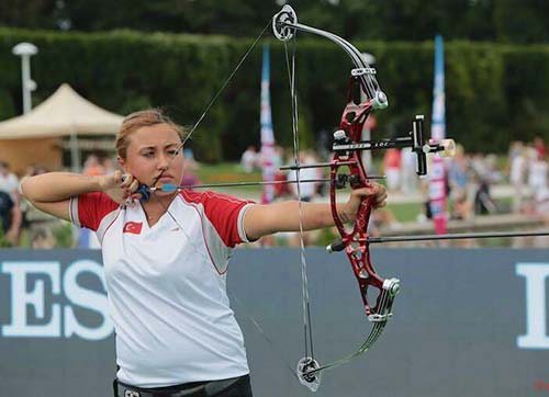 Karşıyakalı Eceme oy yağmuru