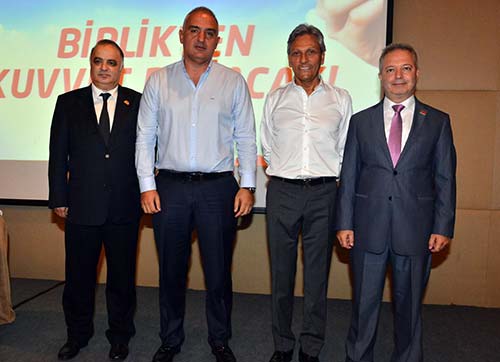 TÜRSAB Yeniden Platformu İzmirli acentelerle 