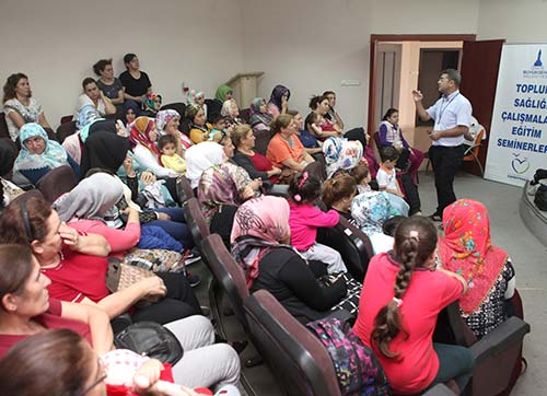 Bornovada kadınlara sağlık eğitimi