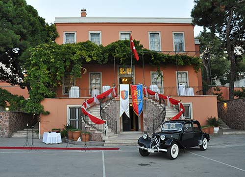 CUMHURİYET BALOSU COŞKUSU BİR KEZ DAHA İTK UŞAKİZADE KÖŞKÜNDE