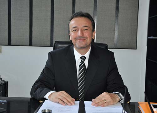 Prof. Dr. Gürgün Ege  Üniversitesi Tıp Fakültesi Dekanı 