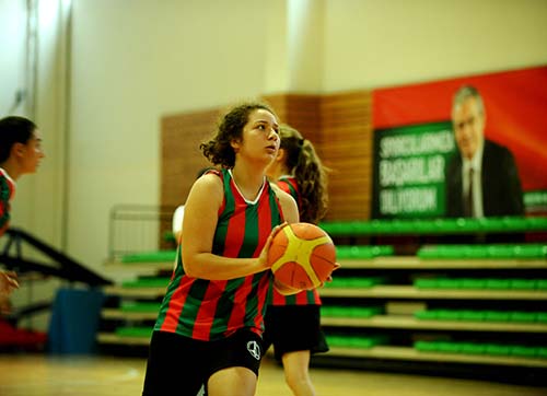 Karşıyakalı kızlar, potanın yıldızı olacak!