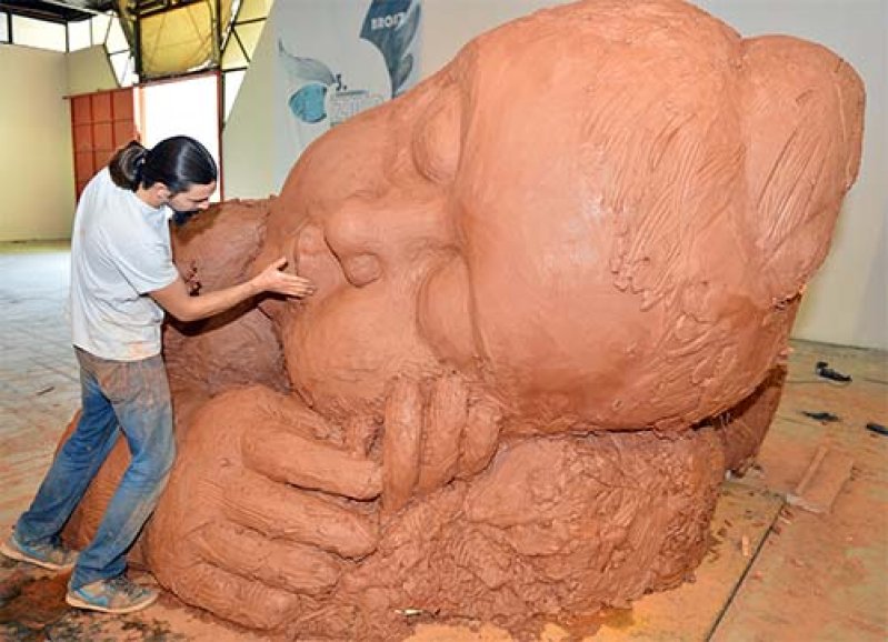 İzmirde heykel zamanı