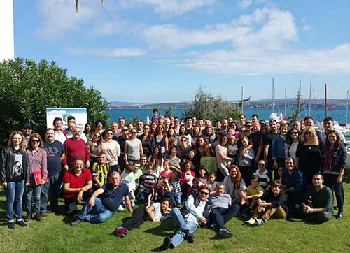 İzmir Ticaret Borsası Ailesi Çeşmede bir araya geldi