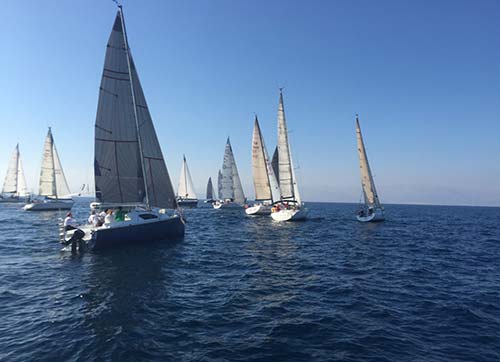 Çeşme Sonbahar Trofesinde Yelkenler Açıldı