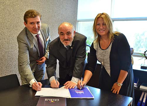 Kent markalaşmasının ışığı İzmir'den yükseliyor