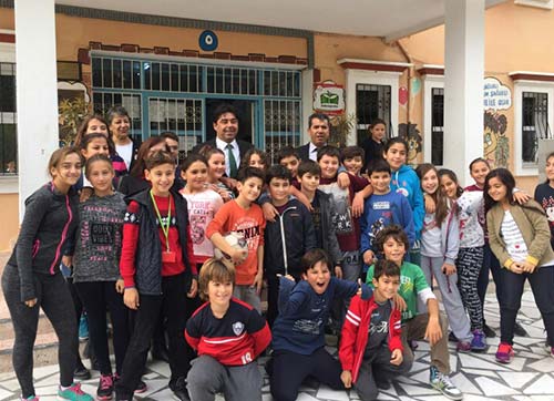 Foça'da Öğretmenler Gününe coşkulu kutlama