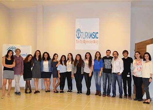 İzmir Üniversitesi Tıp Öğrencileri Birliği üyelerinden ilk buluşma