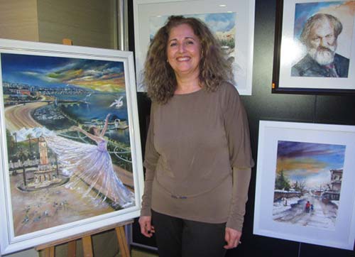 FOTOĞRAFIN RESMİNİ YAPIYOR