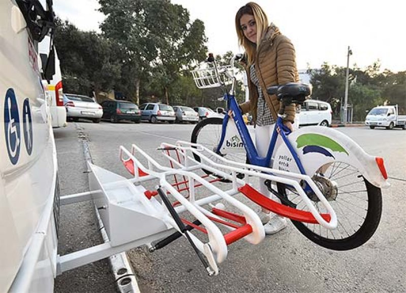 İzmirde bisikletli otobüs dönemi