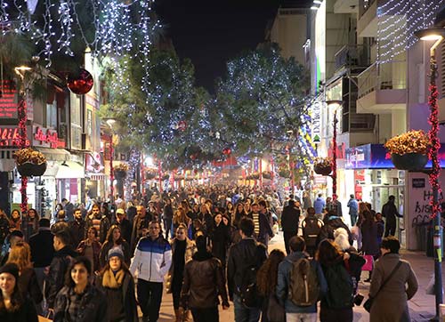 Karşıyaka, 2016 için süslendi