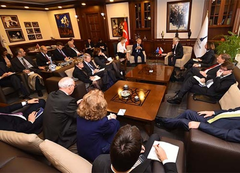 AB Büyükelçileri İzmirde buluştu