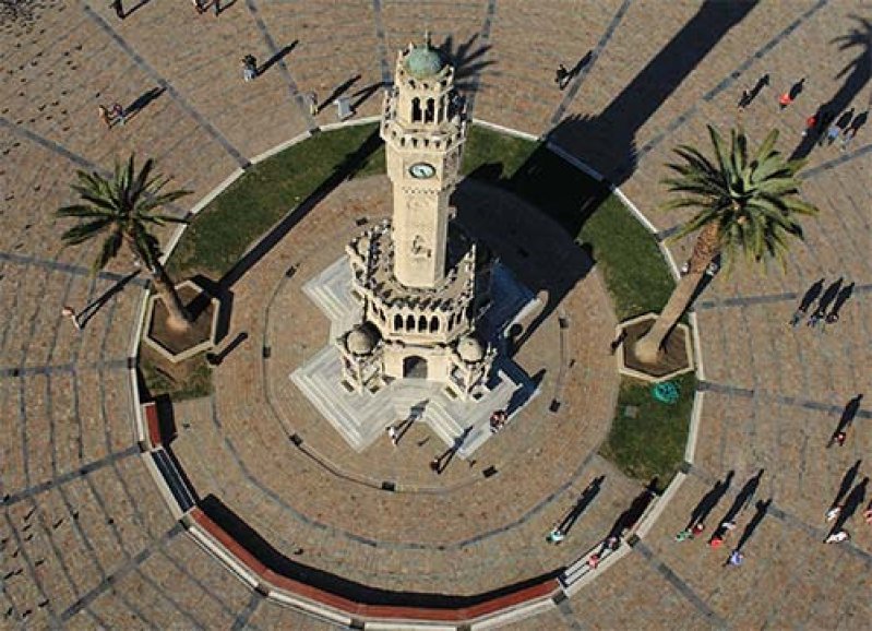 Fitchden İzmir'e güzel haber