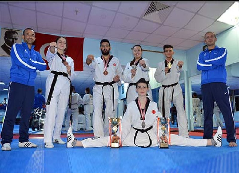 Konyadan 5 madalyayla döndüler