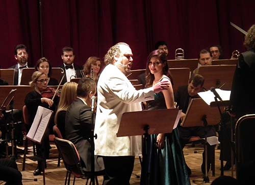 URLALI TENOR HAKAN AYSEV URLALILAR İÇİN SÖYLEDİ