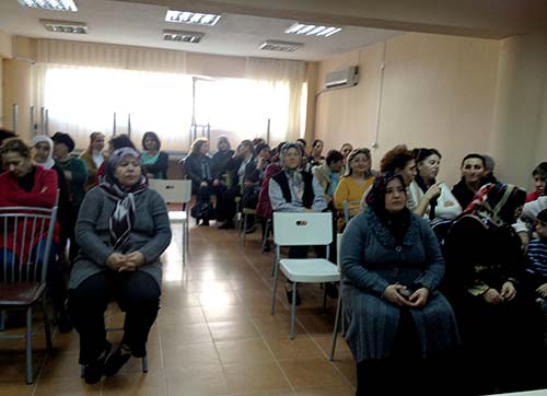 Karşıyakalı kadınlara ilk yardım eğitimi