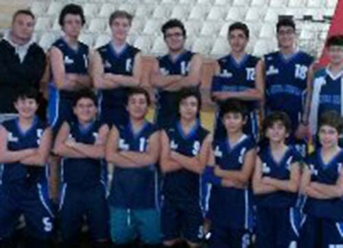 Dünya Kolejinden yarı finale bir kala 