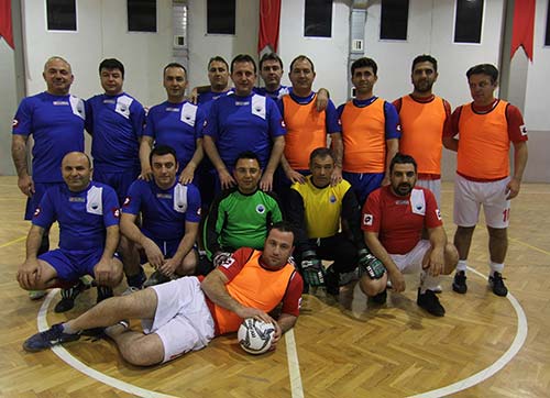 Mendereste Kazanan Dostluk