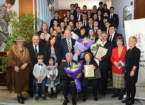 Cumhuriyete Sahip Çıkanları Ödüllendirildi