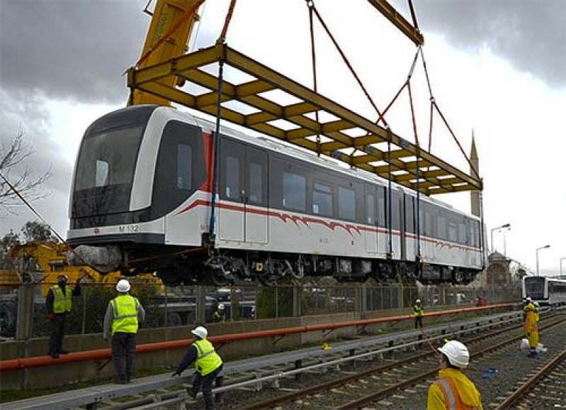 İşte İzmirin yeni vagonları