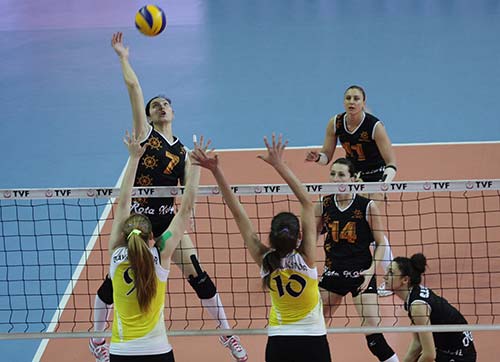 Rota Koleji hedefe koşuyor: 3-0