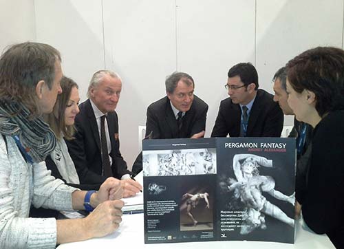 UNESCO DÜNYA MİRASI BERGAMANIN İSTİKAMETİ MOSKOVA