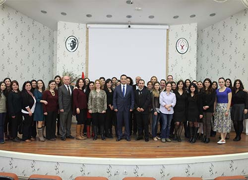 Bornova Belediyesinden öğrencilere tam destek
