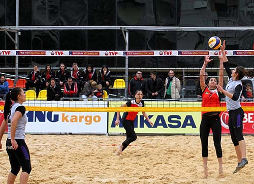 PLAJ VOLEYBOLU İL ŞAMPİYONALARI BAŞLIYOR