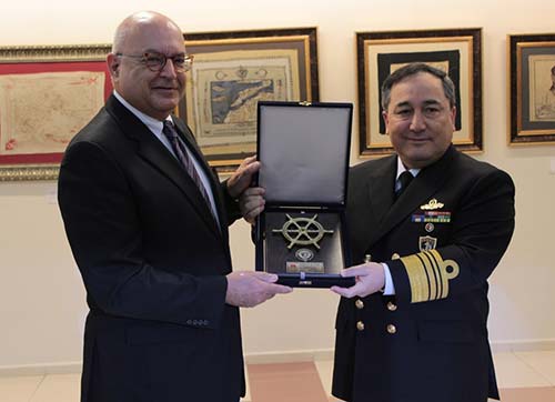 Mendillerde Tarih Sergisi  İzmirlilerle buluştu