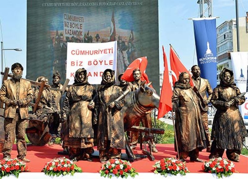 100 yıllık destan bu sergide