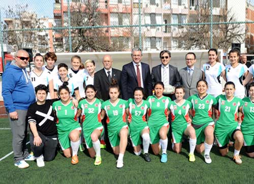 Bostanlıspor'dan 3. turnuvada 3. şampiyonluk