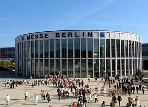 UNESCO DÜNYA MİRASI BERGAMA BERLİN YOLCUSU