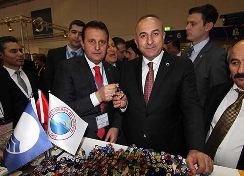 Almanyada Menderese Bakan Desteği