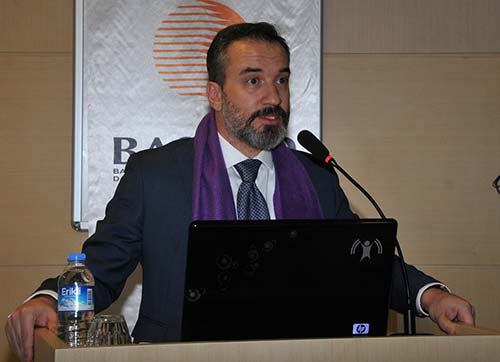 Kadına şiddete iş adamlarından alkışlanacak tepki