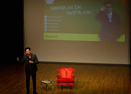 HAYRETTİN, DOKUZ EYLÜL ÖĞRENCİLERİYLE BULUŞTU