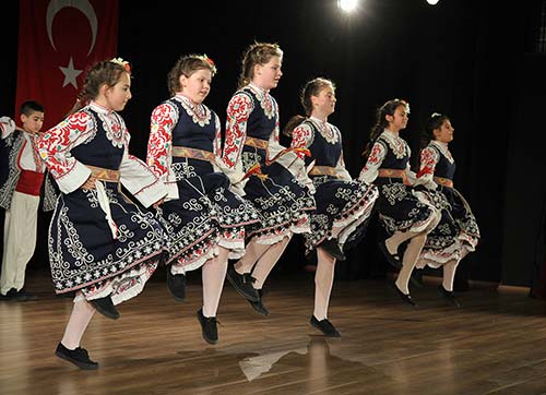 Dünya çocukları Karşıyakada buluşacak