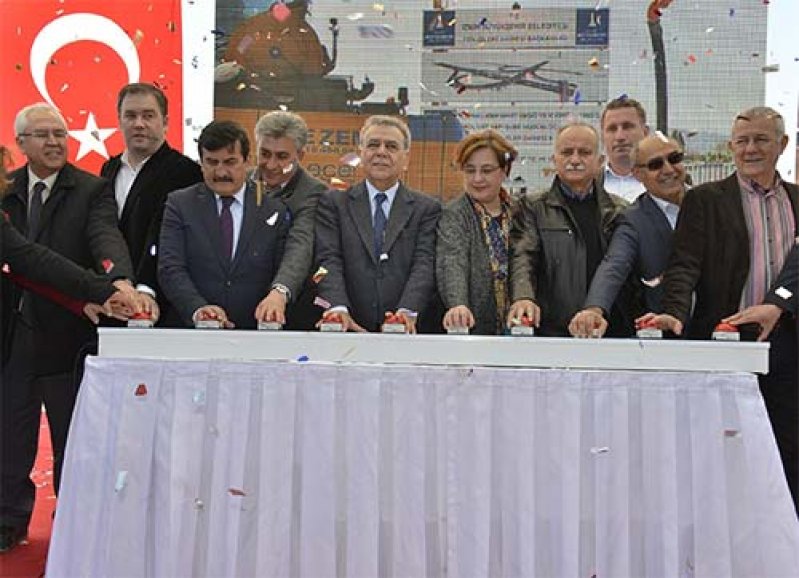 İzmire yeni bir kavşak daha
