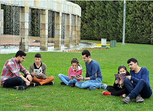 Toplu taşıma araçlarında artık kitap okunacak