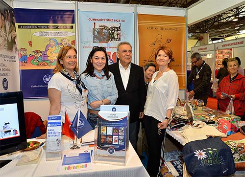 Kocaoğlu kitapseverlerle buluştu