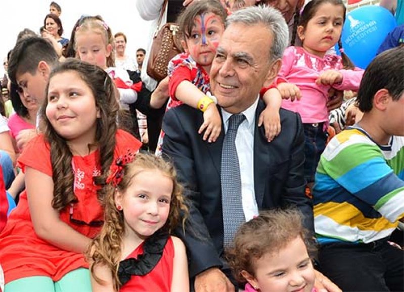 İzmirde üç gün şenlik var