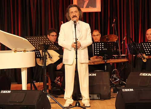 Timur Selçuktan müzik ziyafeti