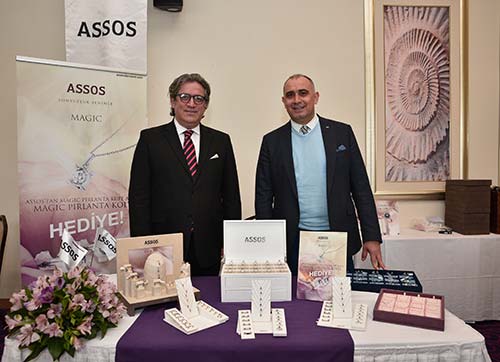 ASSOS ANNELER GÜNÜ ÖNCESİNDE İŞ ORTAKLARIYLA BULUŞTU