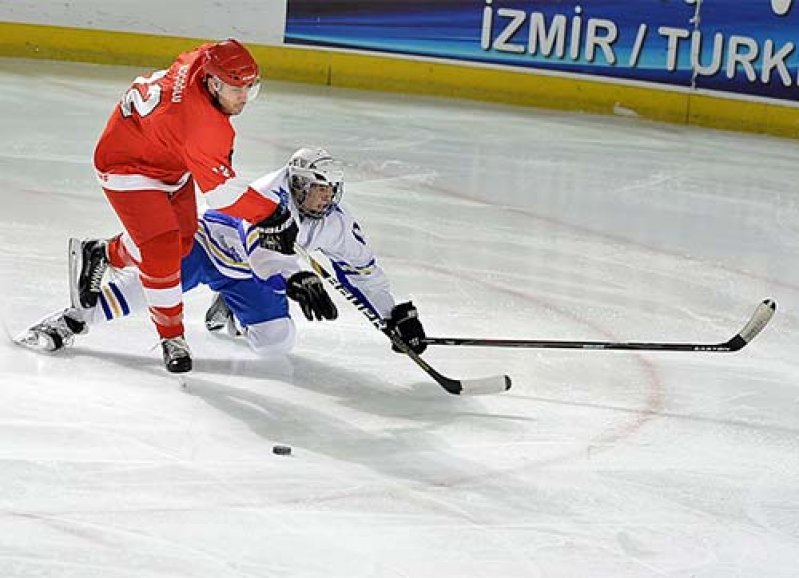 Buzda ay yıldızlı heyecan