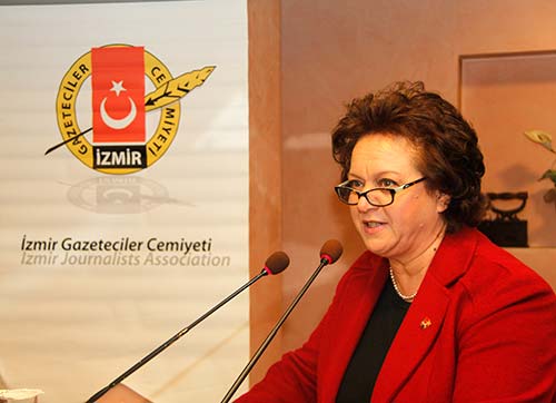 İGC Başkanı Dikmen gazetecilere saldıran işadamlarını kınadı